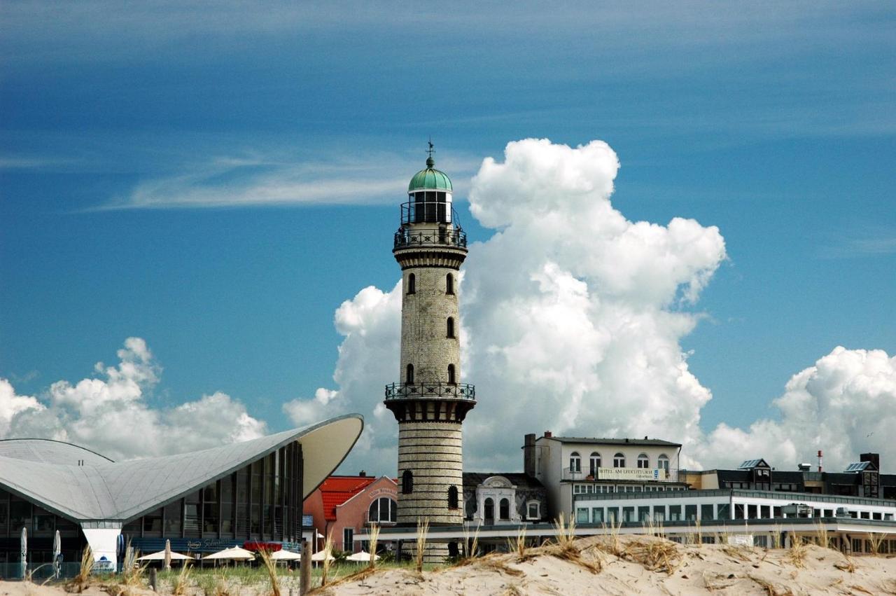 Ferienhäuschen Küstenwald bei Warnemünde, eigener Garten, Terrasse mit Strandkorb, 400m zum Strand Diedrichshagen  Exterior foto
